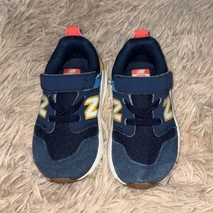 New Balance Kids Sneakers in Navy and Yellow